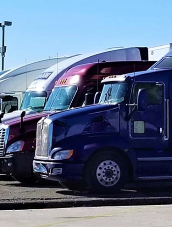 Choosing the Right Trucking Company