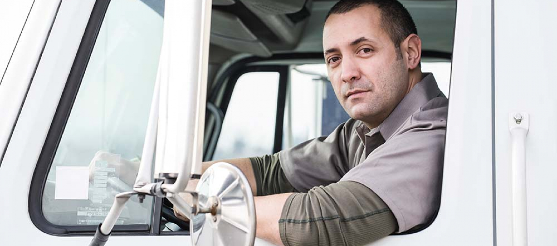 Truck Driving – What Basic Things Should a Driver Know? 