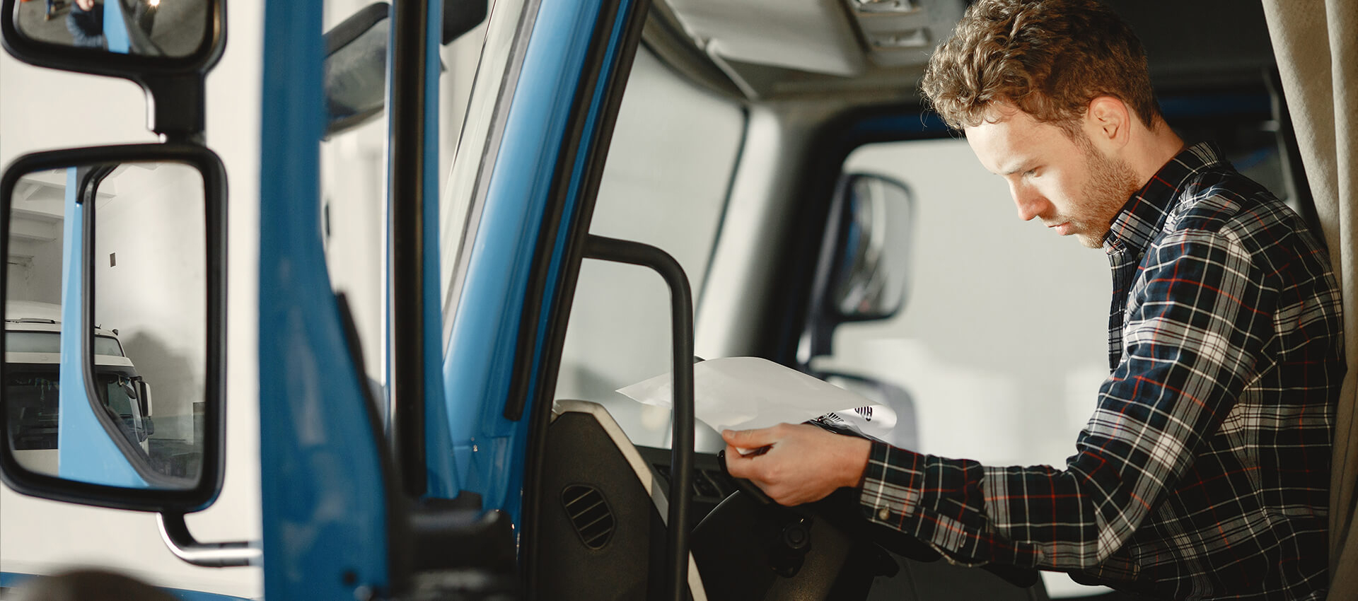 What is the Difference Between Class A CDL and Class B CDL Licenses?