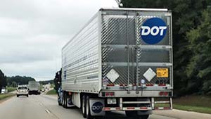 transportation truck big rig dot traveling trucking logistics department of transportation dot truck t20 vOVpQO